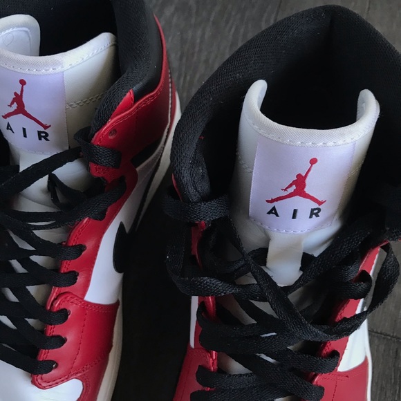 Air Jordan Retro 1 Chicago (2013) Size 14 - Picture 7 of 13